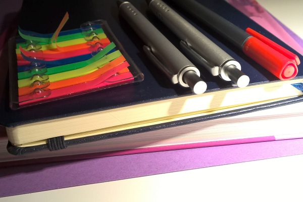 school-supplies-1606148